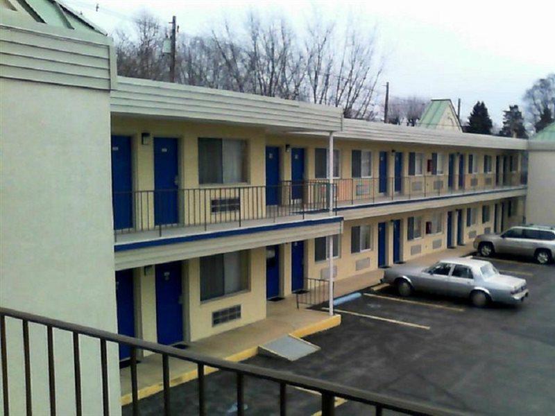 Days Inn By Wyndham Waynesboro Extérieur photo