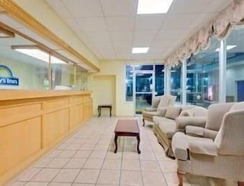 Days Inn By Wyndham Waynesboro Extérieur photo