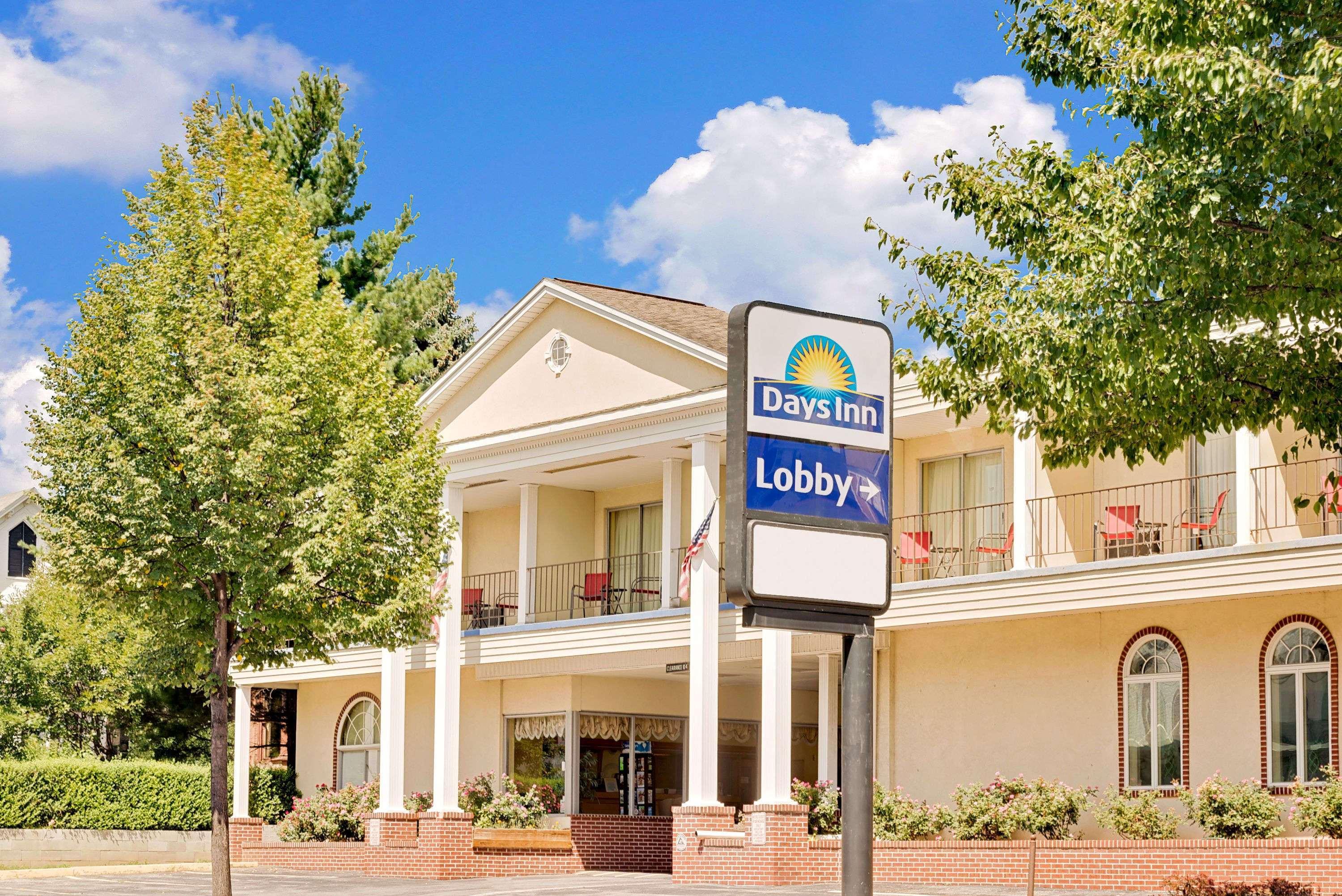 Days Inn By Wyndham Waynesboro Extérieur photo