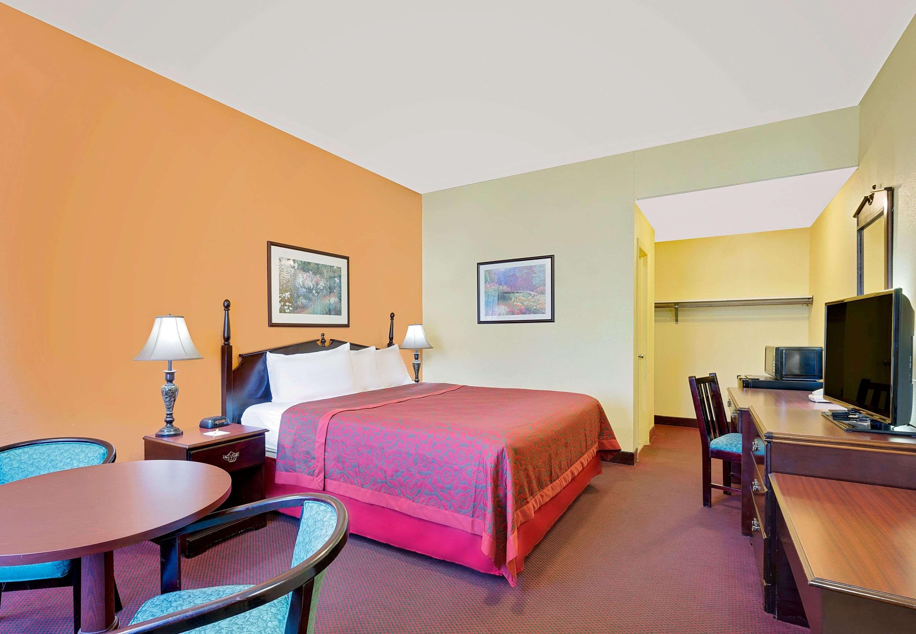 Days Inn By Wyndham Waynesboro Extérieur photo